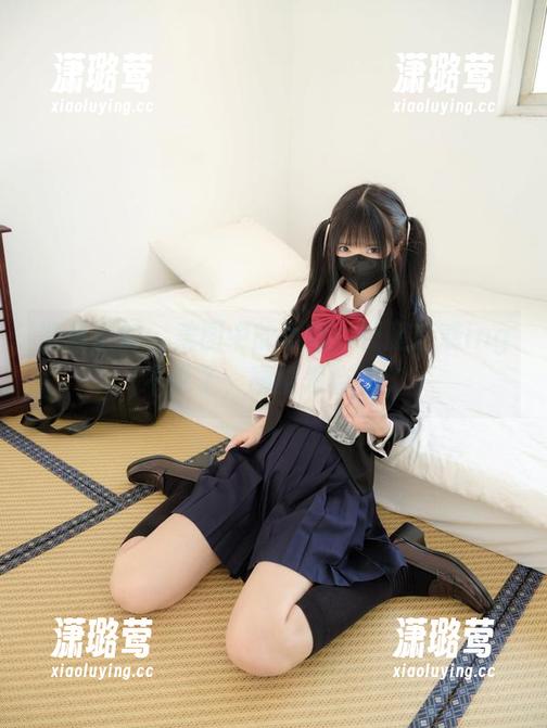 紧急企划 - 美图中的小恩，长腿魅惑ing不说了，腿要发疯了。