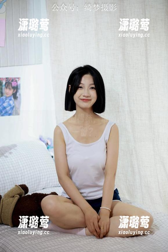 绮梦摄影 - 小艺的棉袜，谁的网盘也要来一份？