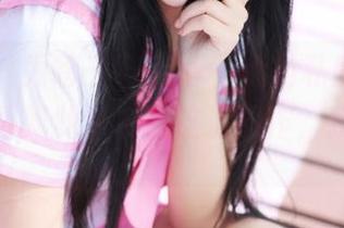 美媛馆 - 为啥王馨瑶yanni的私房写真让制服显得如此亲切？这波操作，我给满分。