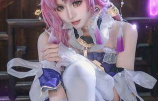 花柒Hana穿婚纱cos嫁给谁？高清镜头下的迷人小姐姐来啦！