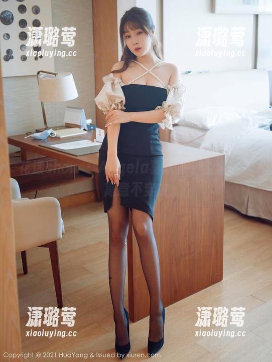 花漾show - Angela喜欢猫，全套透明，寓意不穿衣。