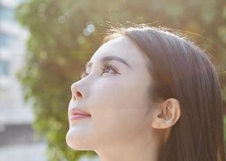蜜桃社 - 每一张图都在叛逆，爱丽莎Lisa的御姐图包，不下载你亏了！