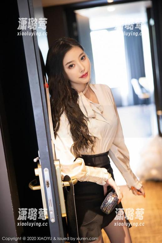 语画界-郑颖姗 语画界 - 短裙套图,郑颖姗的每一个角度,我的眼睛都在打转!