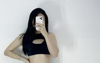 微密圈 - 壁纸中的铁锤姐姐：爱心召唤合集，绝对不会让你失望！